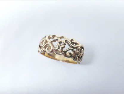 9ct Yellow Gold Filigree Dome Ring - Goldfish Jewellery Design Studio