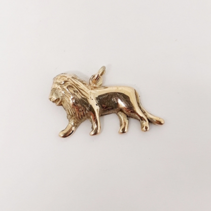 9ct Yellow Gold Lion Pendant - Goldfish Jewellery Design Studio