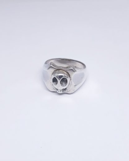 Sterling Silver Alien Skull Shield Signet Ring - Goldfish Jewellery Design Studio