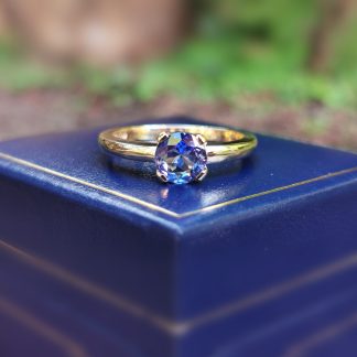 9ct Gold ring with round Tanzanite set in claws